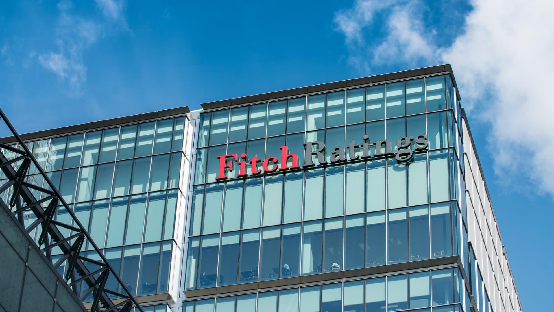 “Fitch Ratings” Cənub Qaz Dəhlizi və daha 7 şirkətin reytinqini təsdiqləyib