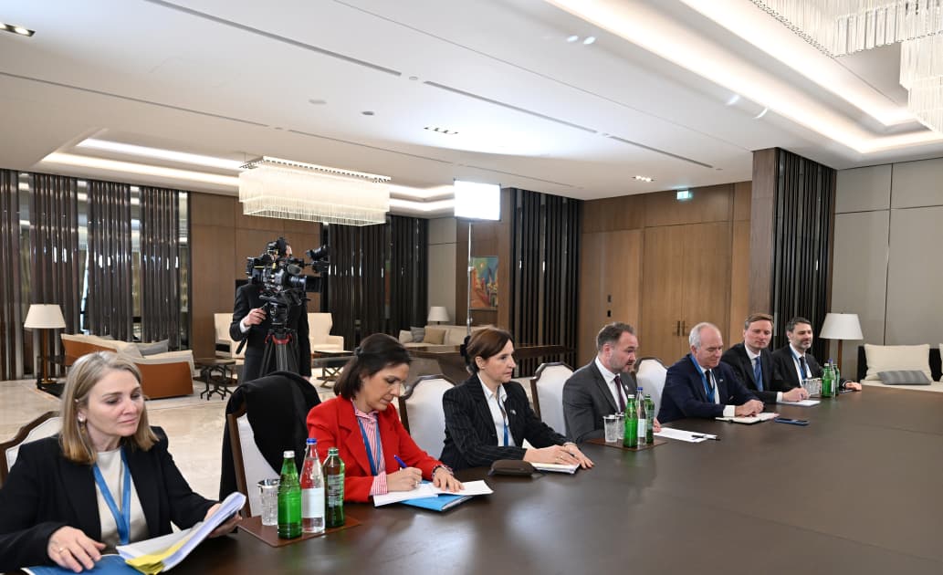 Prezident İlham Əliyev Avropa Komissiyasının enerji və mənzil siyasəti üzrə komissarını qəbul edib - Şəkil 3