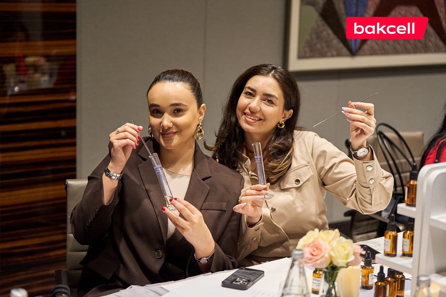 Bakcell 8 Martı xanım jurnalistlərlə birgə qeyd edib - Şəkil 5
