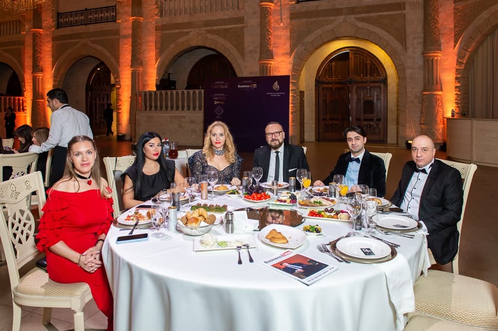 “Azerbaijan Business Award” 2025 mükafatının təqdimetmə mərasimi keçirildi “Azerbaijan Business Award” 2025 mükafatının təqdimetmə mərasimi keçirildi - Şəkil 18