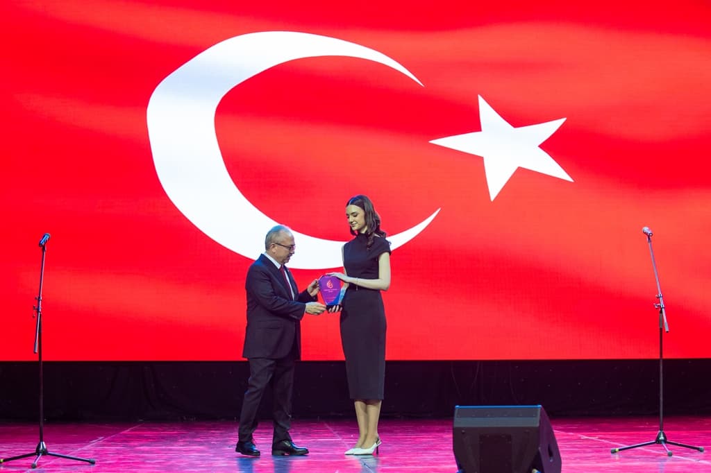 “Azerbaijan Business Award” 2025 mükafatının təqdimetmə mərasimi keçirildi “Azerbaijan Business Award” 2025 mükafatının təqdimetmə mərasimi keçirildi - Şəkil 21