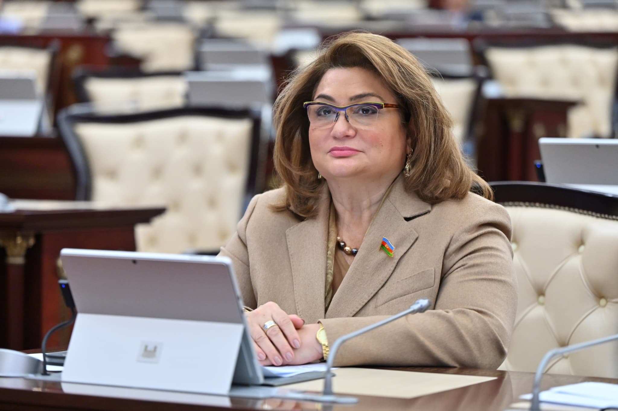 Azərbaycanda qadınlara qadağan olunan peşələrin sayı azaldılıb