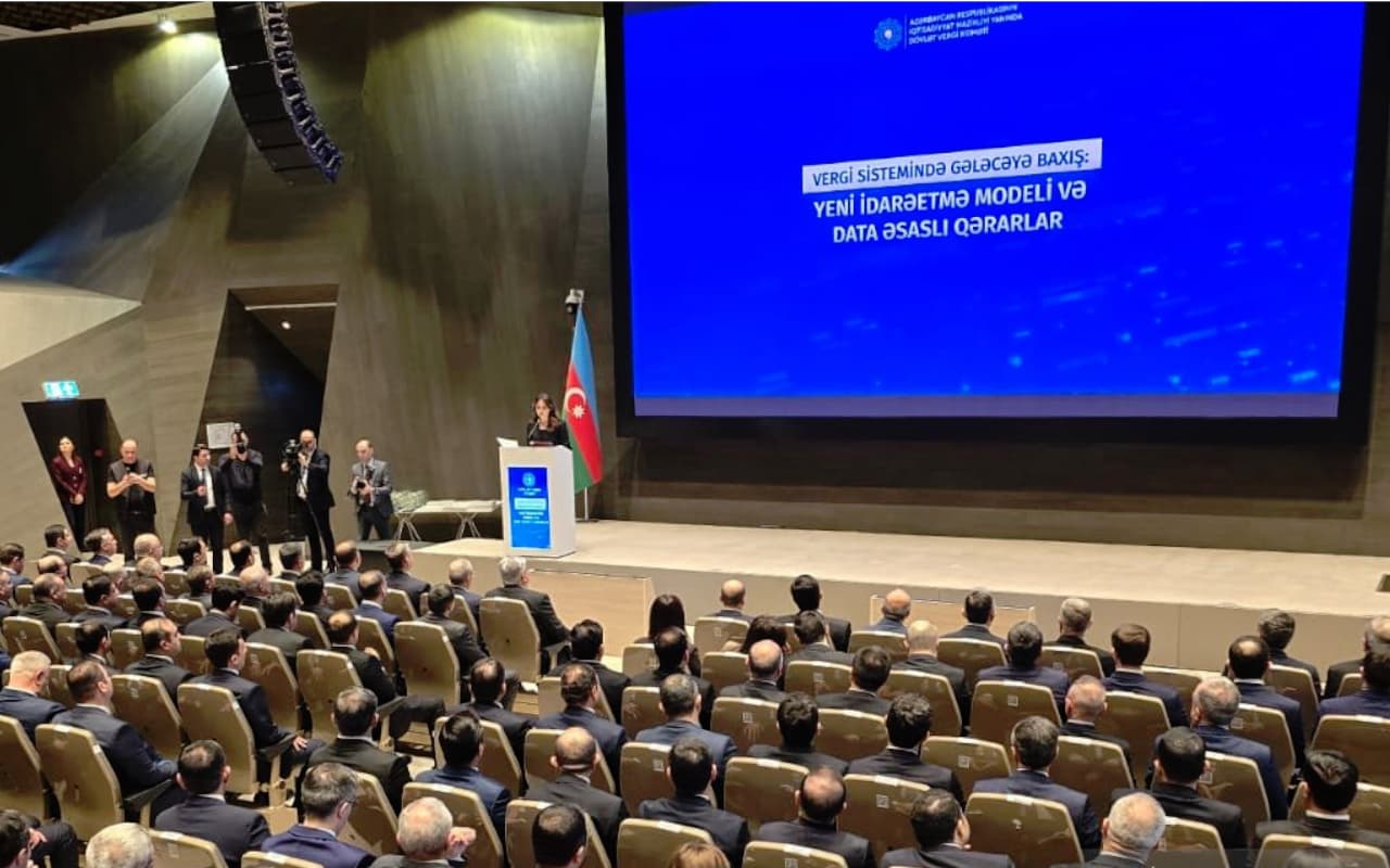 Bakıda vergi sistemi üzrə forum: yeni idarəetmə modeli və data əsaslı qərarlar müzakirə olunur