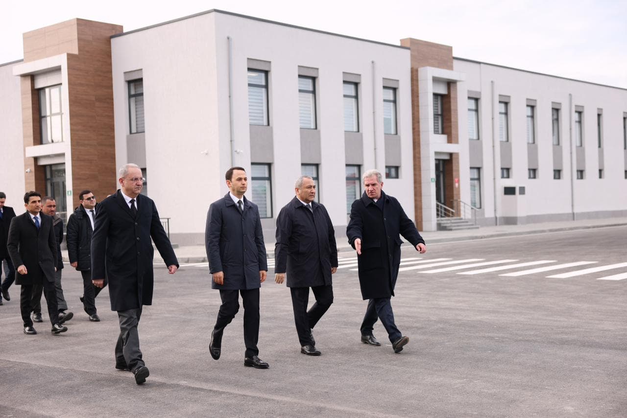 Bakı şəhərində “Albalılıq elektrik avtobus deposu” istifadəyə verilib - Şəkil 8