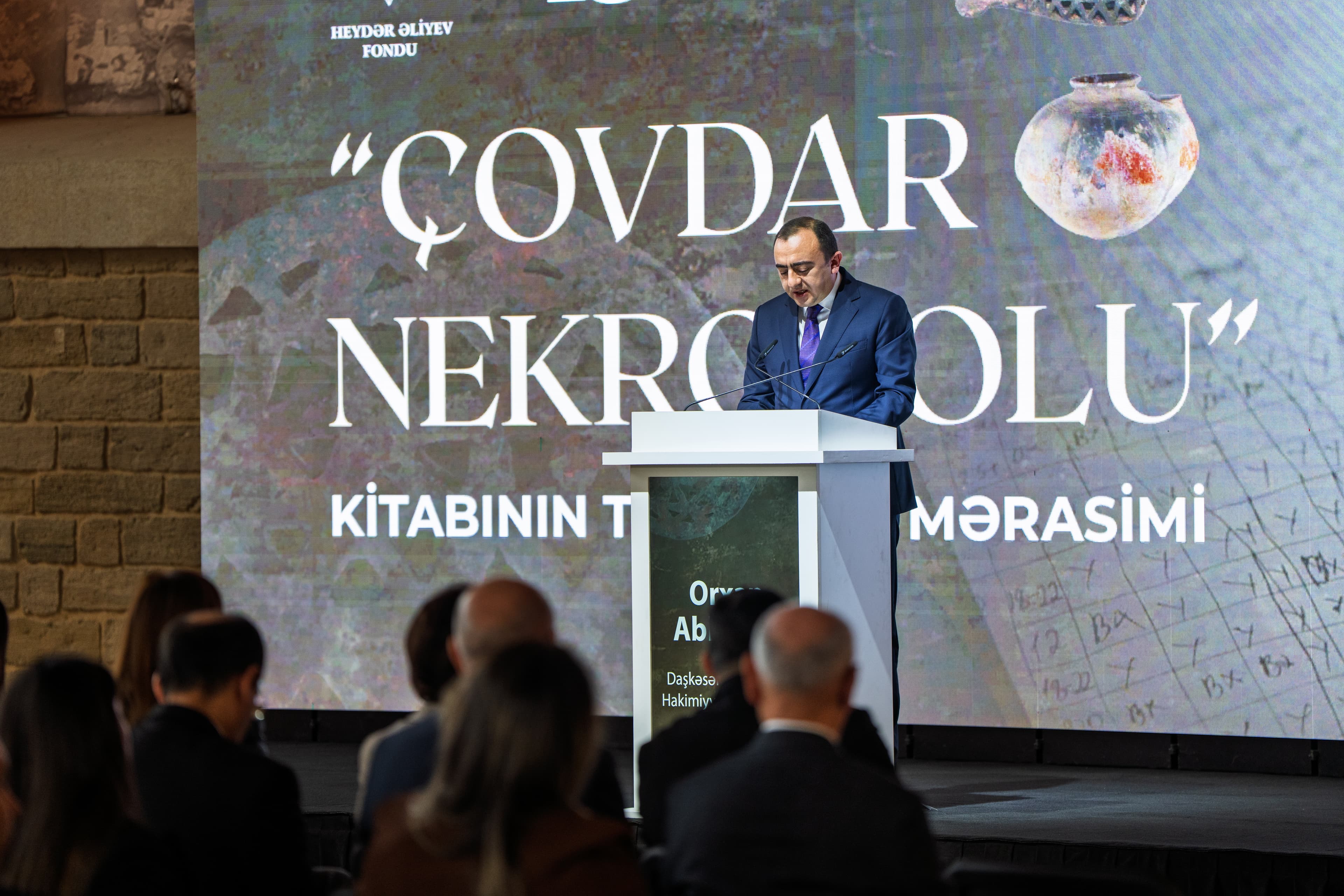 “Çovdar nekropolu” kitabı ictimaiyyətə təqdim edilib - Şəkil 7