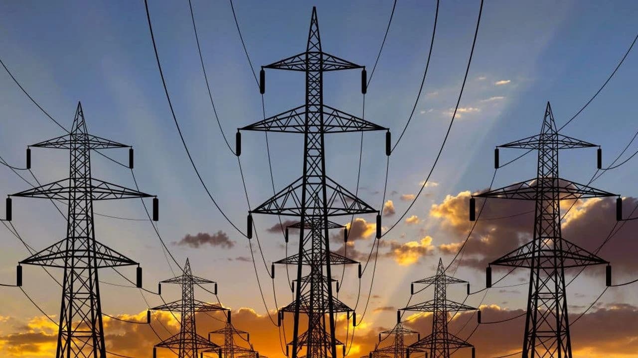“Azərişiq” Xocalıda 8,1 milyon manat dəyərində elektrik təminatı işlərinə start verib
