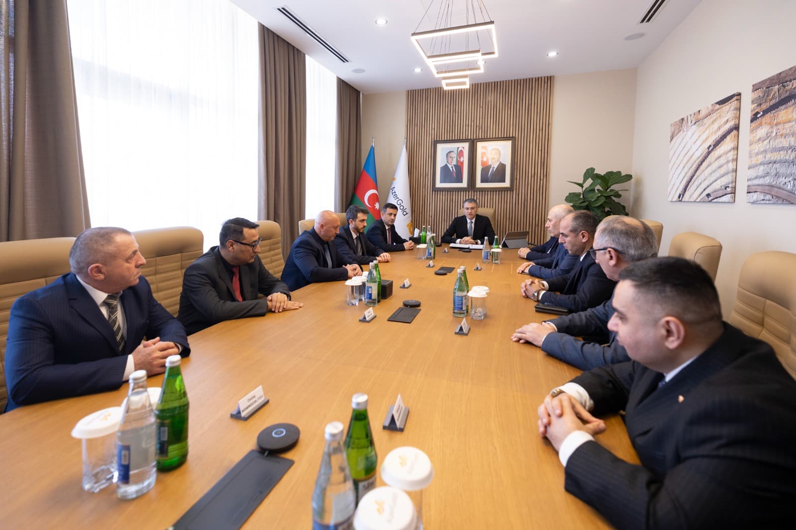 “AzerGold” QSC-də “Tərəqqi” medalına layiq görülən əməkdaşlarla görüş keçirilib - Şəkil 1
