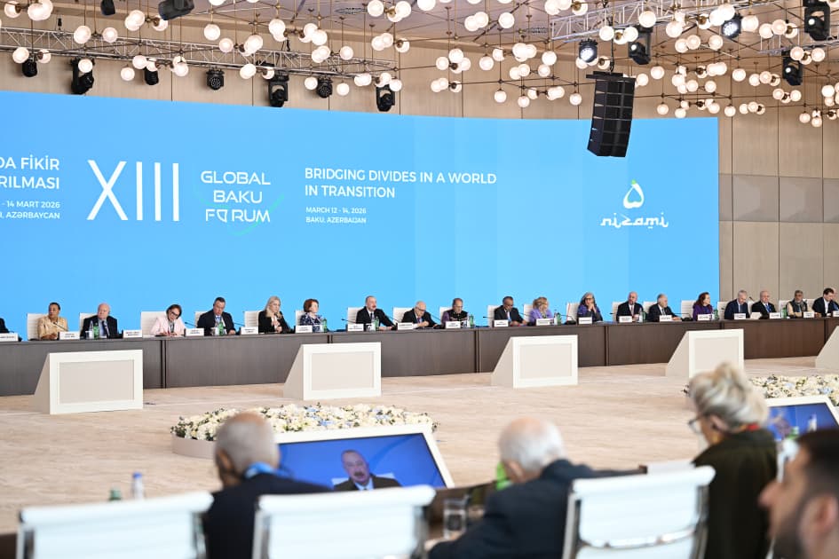 Prezident İlham Əliyev XIII Qlobal Bakı Forumun açılış mərasimində çıxış edib - Şəkil 19