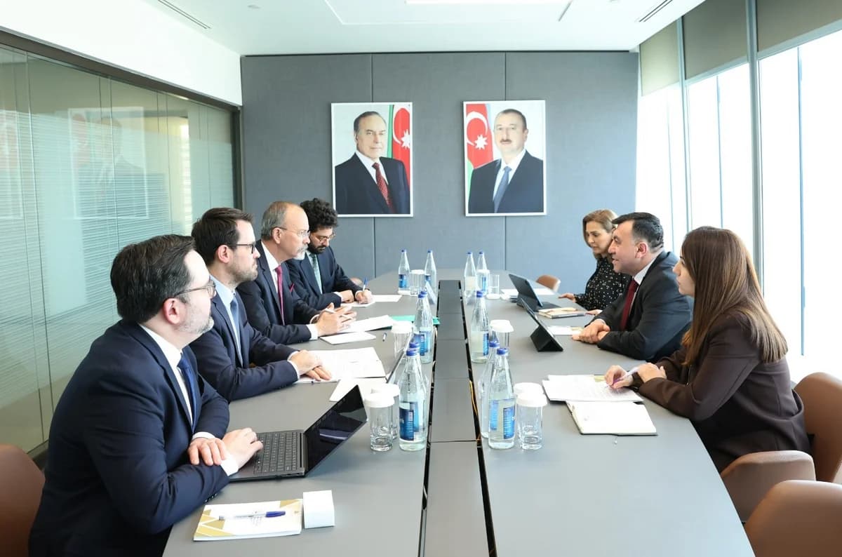 Azərbaycan və ƏİT investisiya mühiti və əməkdaşlıq perspektivlərini müzakirə ediblər