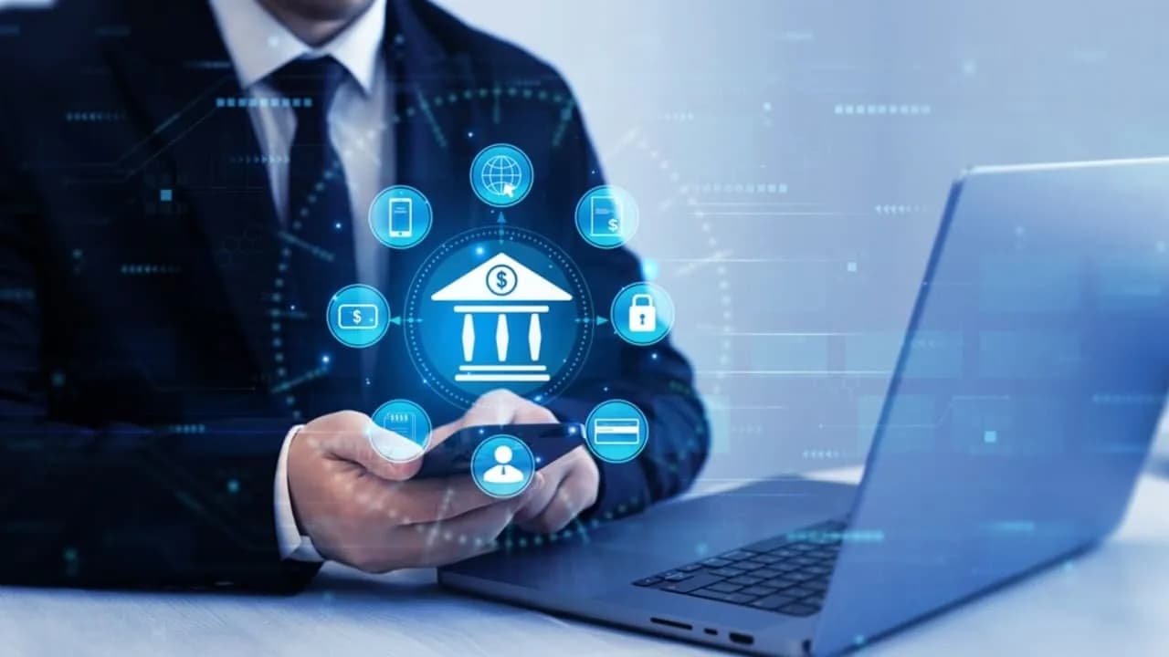 Rəqəmsal bankçılıq vasitəsilə aparılan köçürmələrin həcmi 82,5%-ə çatıb