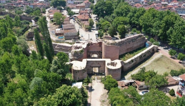 Ötən il Türkiyənin İznik şəhərinə 200 000 turist səfər edib - şəhərin turizm potensialı artıb - Şəkil 4