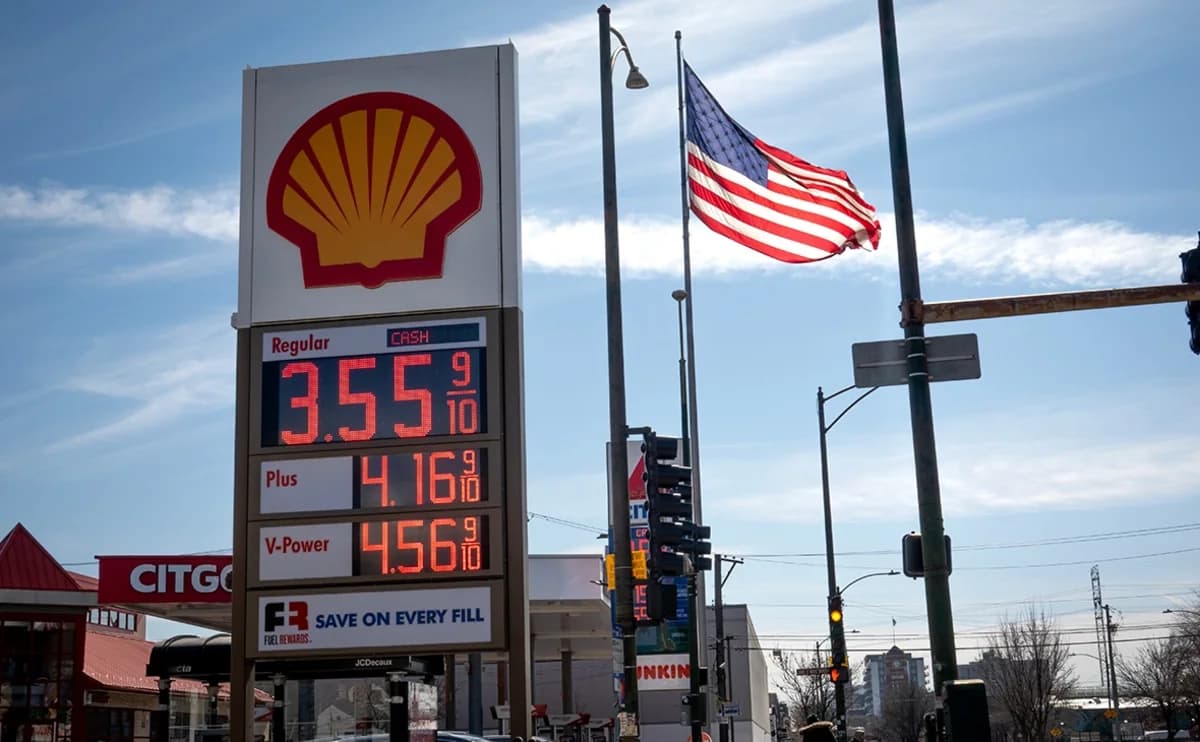 Benzinin bahalaşması amerikalıların elektromobillərə marağını artırır