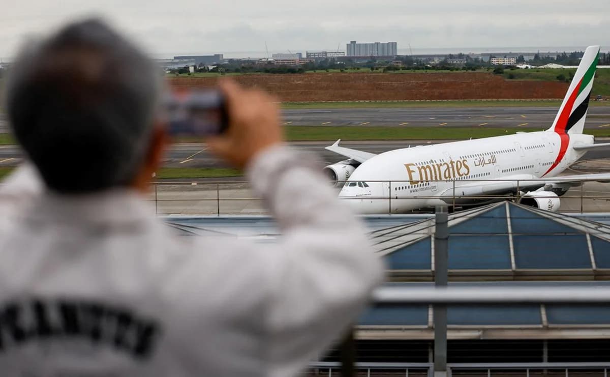 Emirates məhdud uçuş cədvəli ilə fəaliyyət göstərəcək