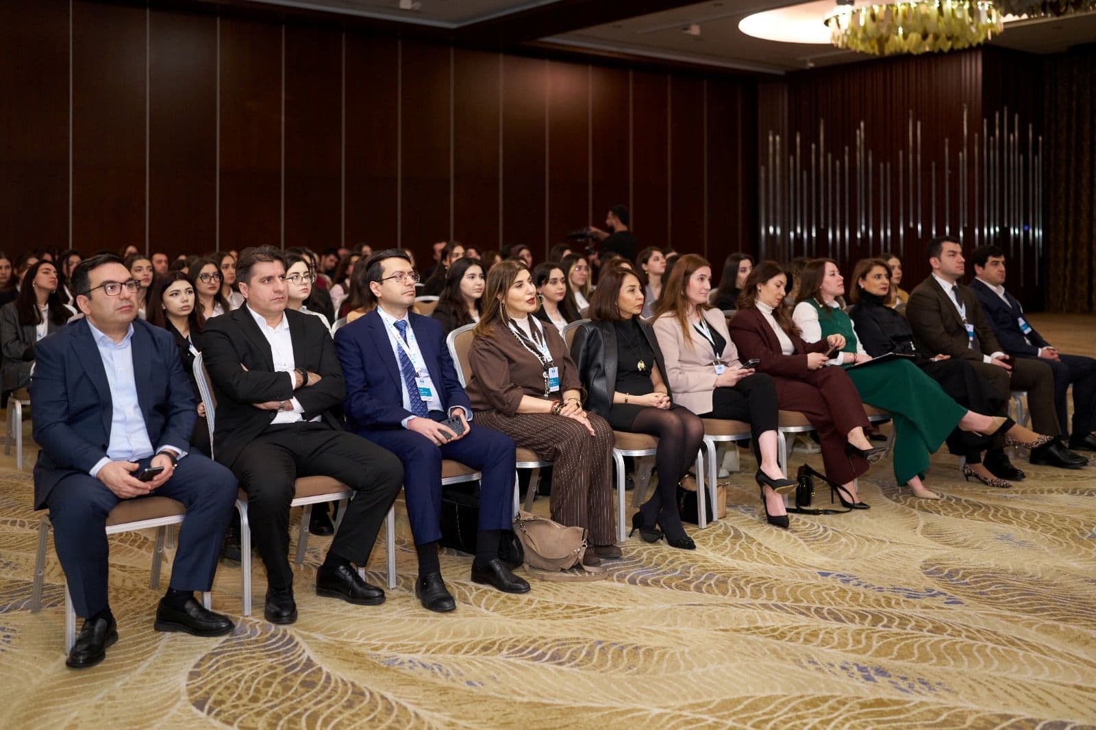 NEQSOL Holding və Təhsilin İnkişafı Fondu PARLA Tələbə Qızlar üçün Təqaüd Proqramını davam etdirir - Şəkil 1