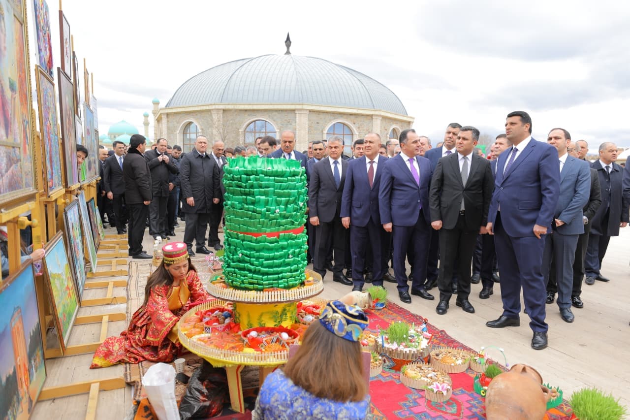 Naxçıvanda Novruz tədbiri: folklor, konsert və sərgilər bir arada - Şəkil 2