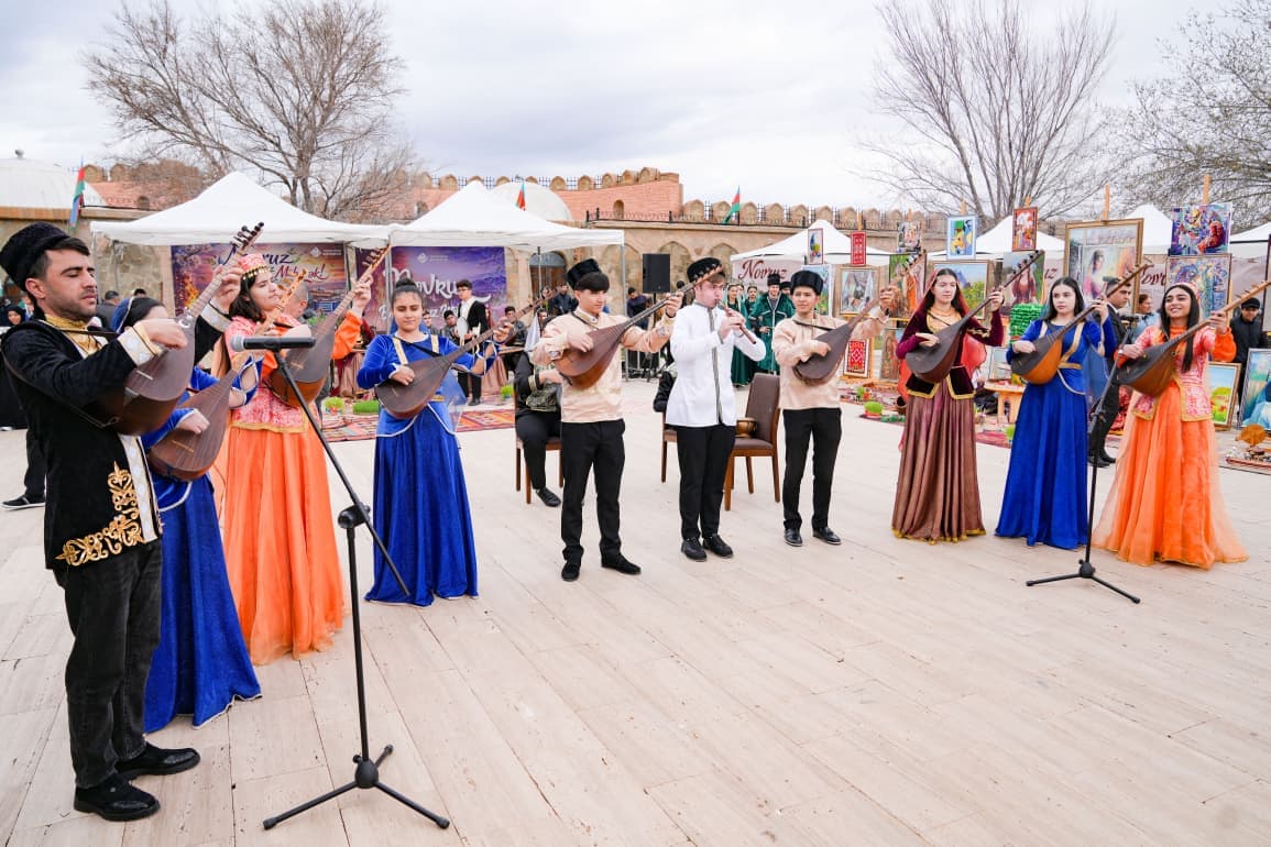 Naxçıvanda Novruz tədbiri: folklor, konsert və sərgilər bir arada - Şəkil 5