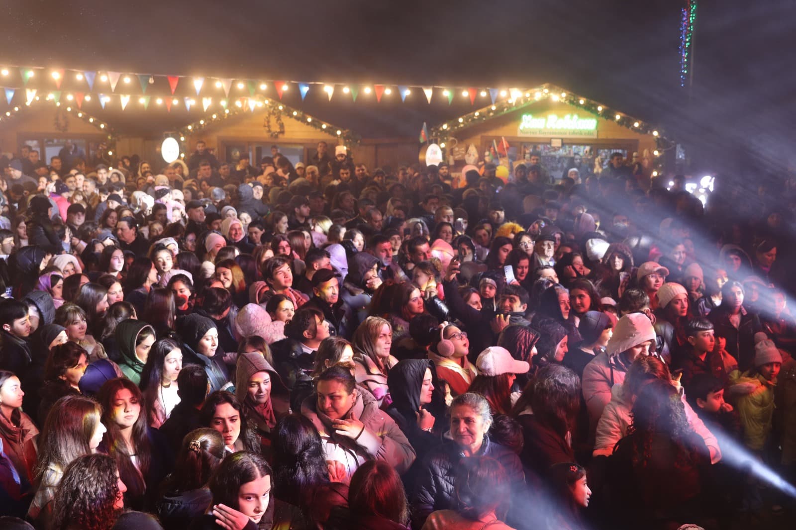 Xankəndidə bayram tədbiri: sakinlər və turistlər bir arada