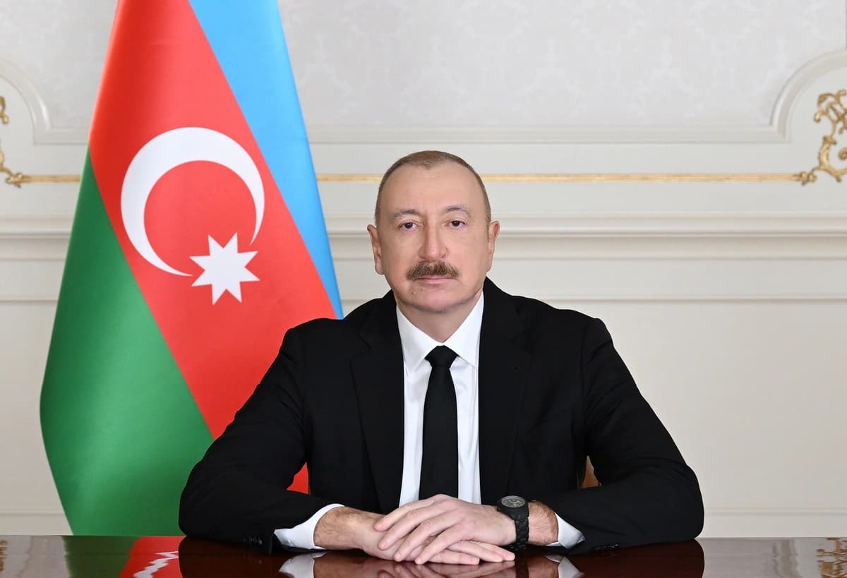 İlham Əliyev Pakistanın Baş nazirinə təbrik məktubu göndərib