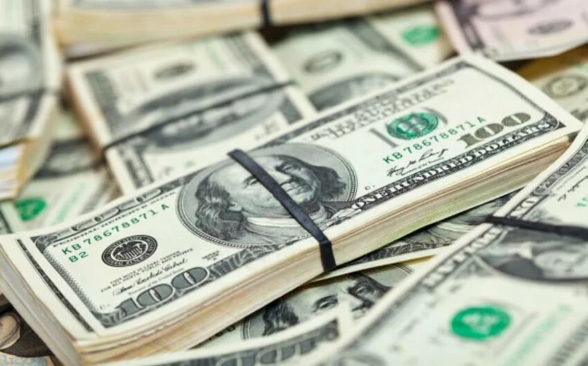 İndoneziya enerji böhranı fonunda 4,7 milyard dollar qənaət etməyi planlaşdırır