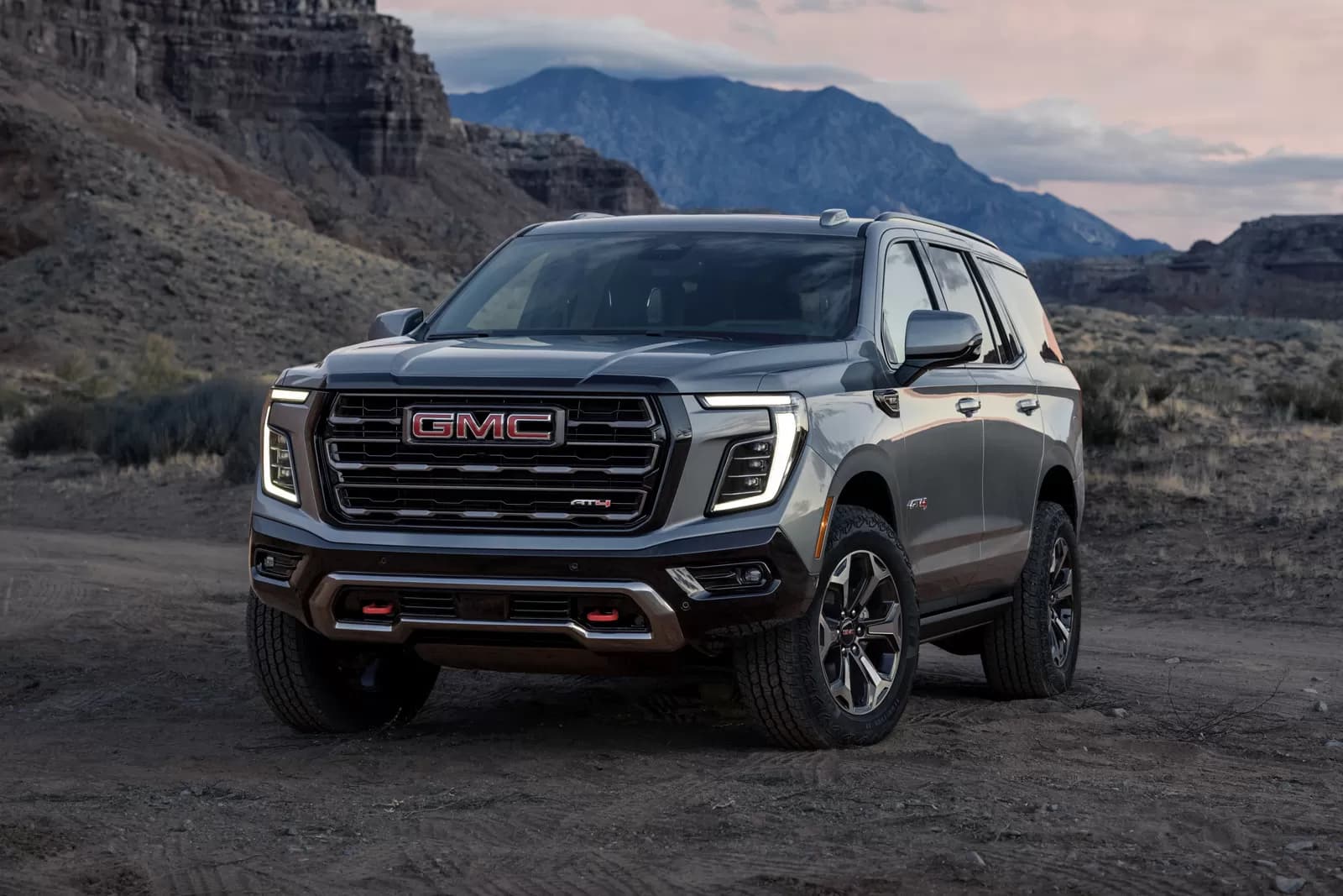 GMC Yukon Cadillac Escalade-V mühərriki ilə təchiz oluna bilər