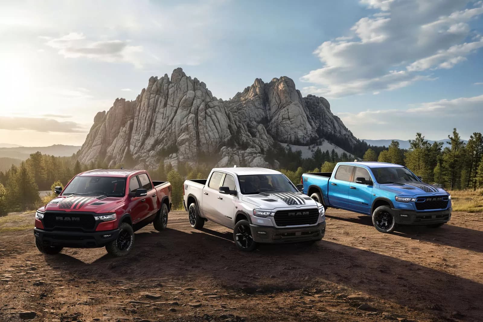Ram 1500 pikapı xüsusi yubiley versiyaları ilə təqdim olunub