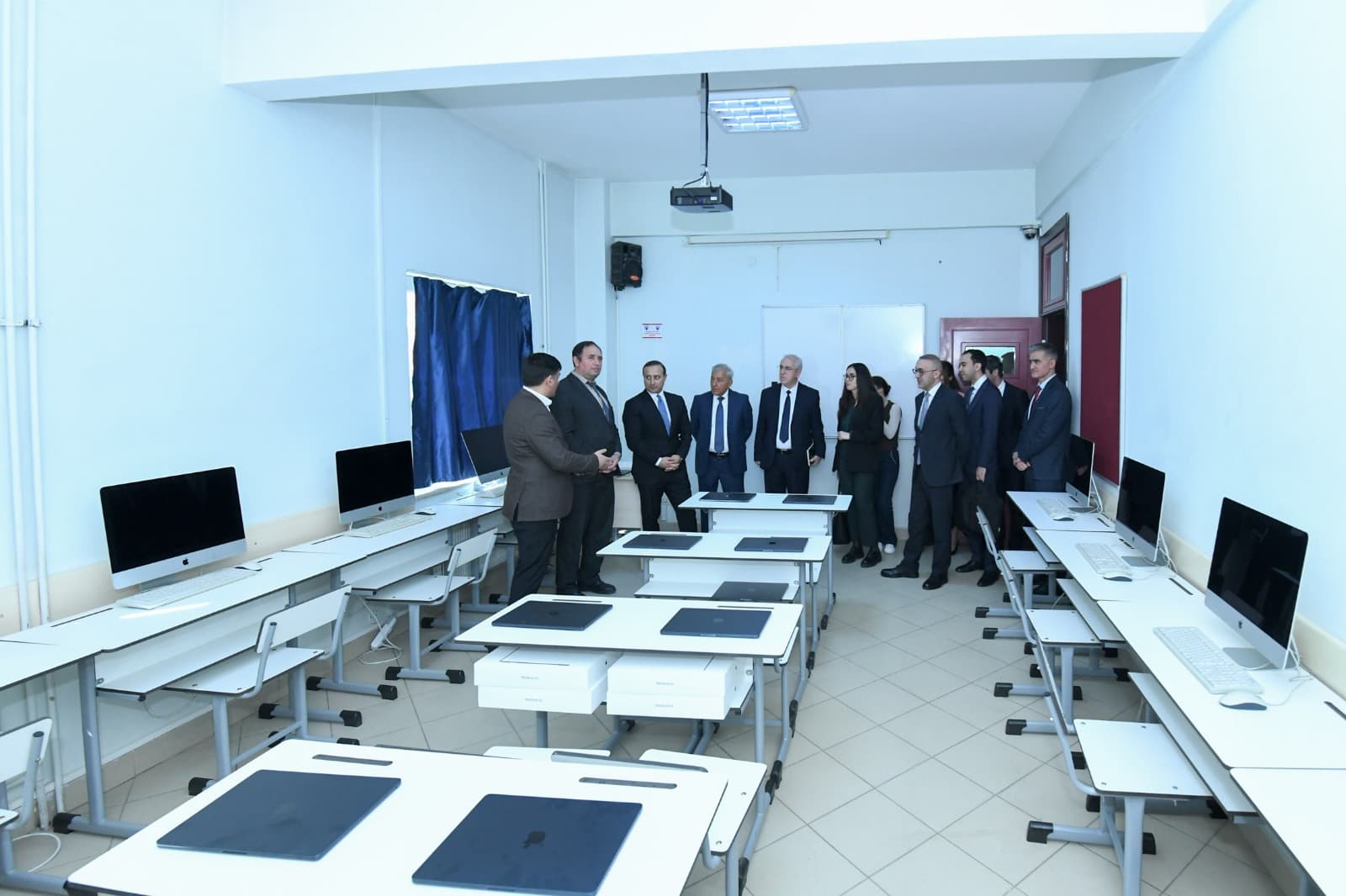 Azərbaycanda "Apple" şirkətinin təlim mərkəzi yaradılır