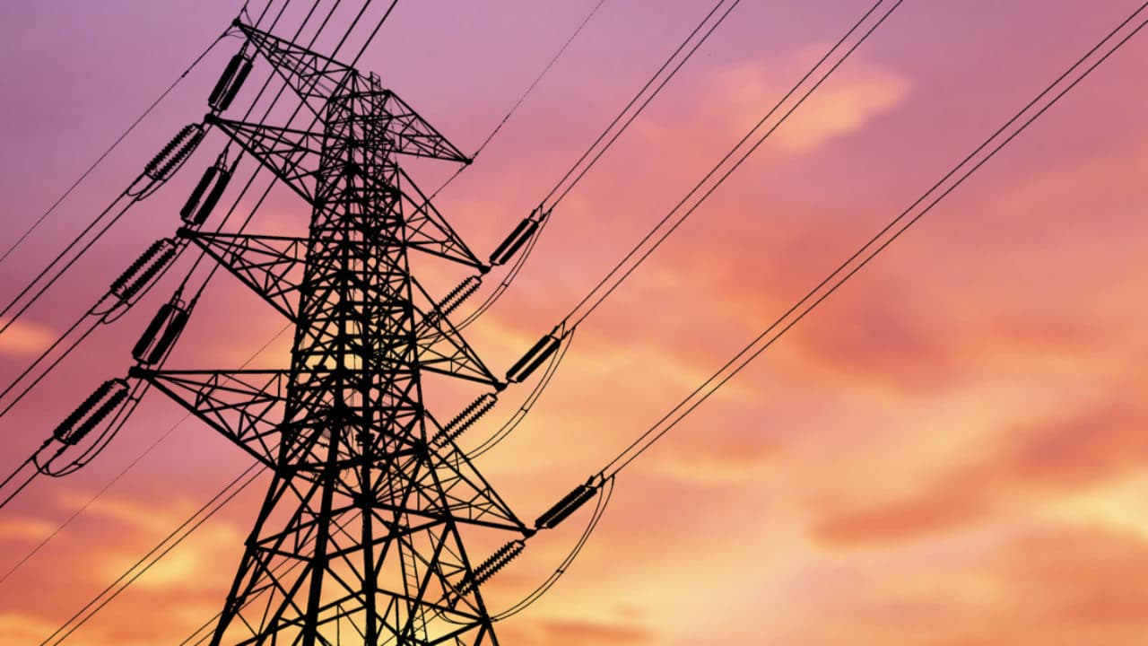 Türkiyə apreldən qaz və elektrik tariflərini artırmağı nəzərdən keçirir