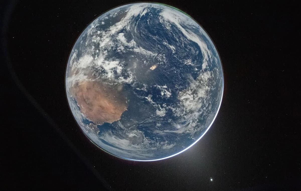 Orion’dan Ay yolunda ilk Dünya fotoğrafları