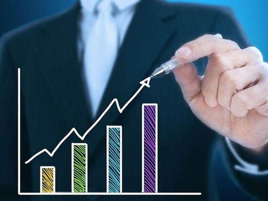 Komanda idarəetməsi və liderlik bacarıqları: Uğurlu biznesin əsas sütunları