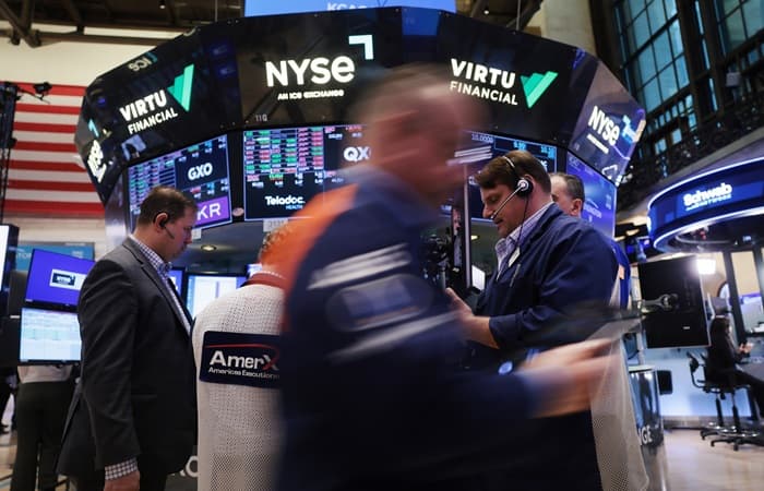 ABŞ birjalarında qarışıq dinamika: S&P 500 və Nasdaq ardıcıl 5-ci gün yüksəldi