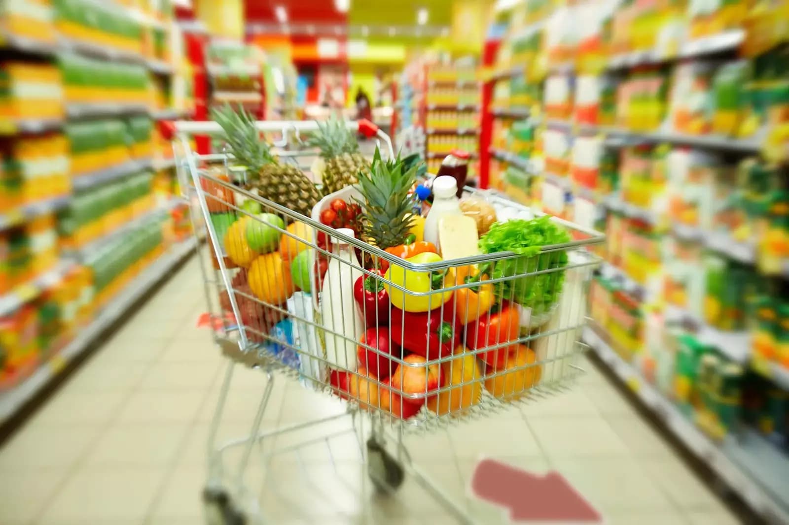 Məhdud sayda kampaniya məhsulları Araz Supermarketdə endirimlə təqdim olunur
