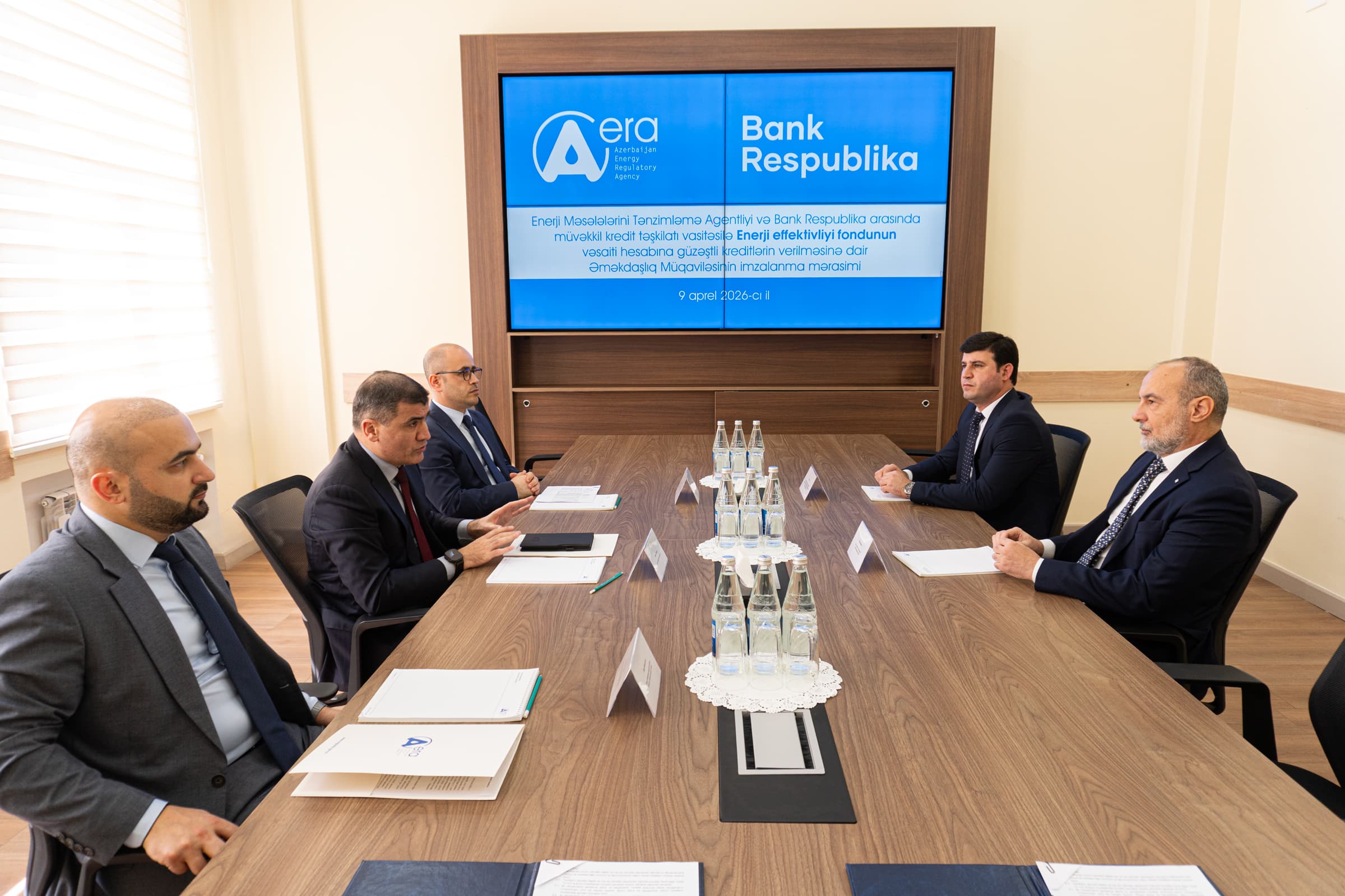 Bank Respublika və EMTA arasında əməkdaşlıq müqaviləsi imzalandı - Şəkil 1