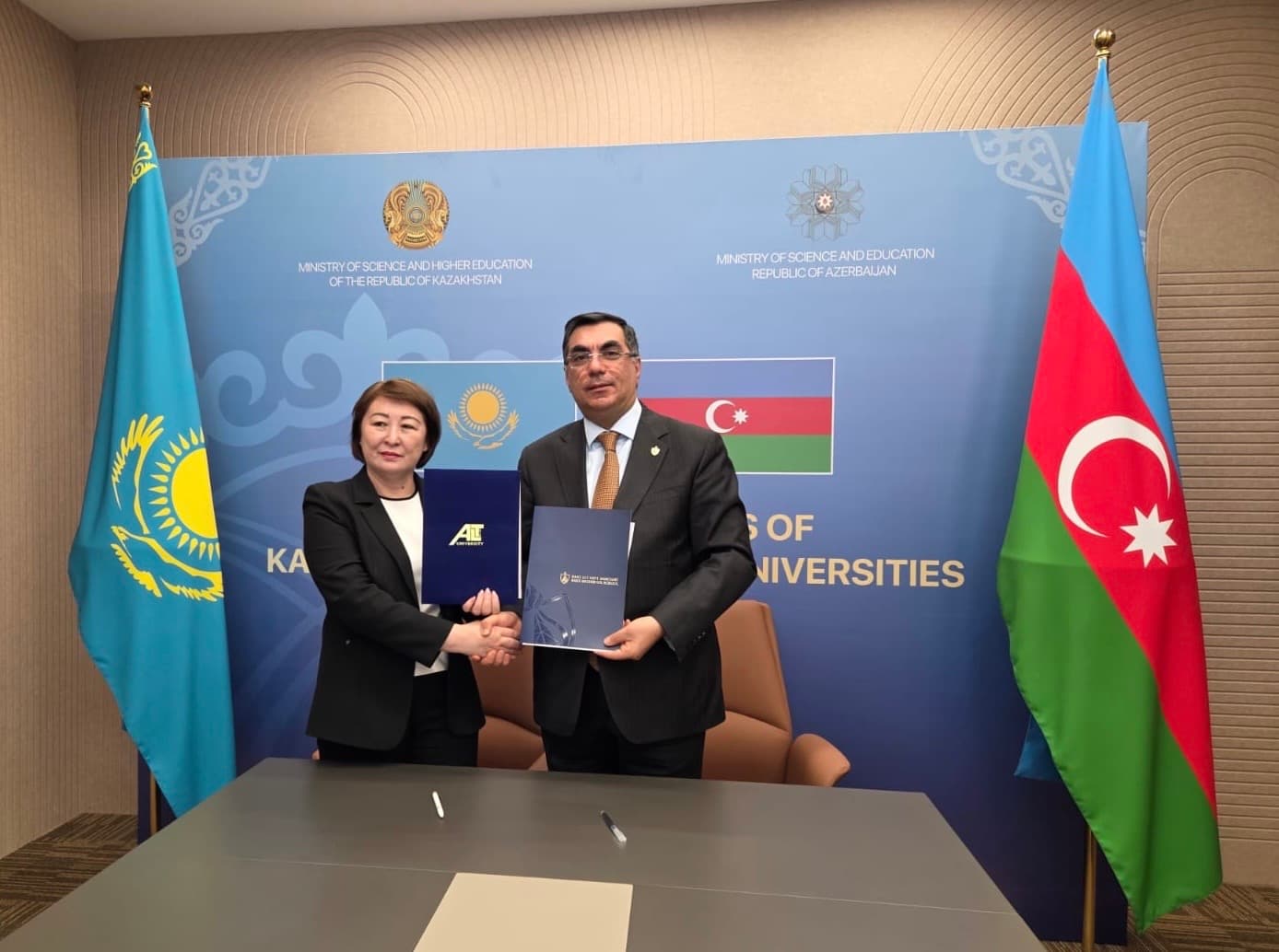 Bakı Ali Neft Məktəbi Qazaxıstanda “Study in Azerbaijan” beynəlxalq sərgisində uğurla təmsil olunub - Şəkil 6