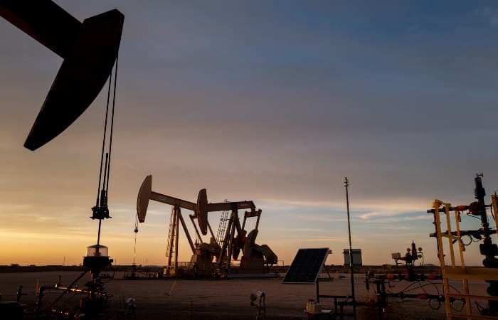 Brent nefti həftəni itkilərlə başa vursa da 96 dollar səviyyəsində qalır