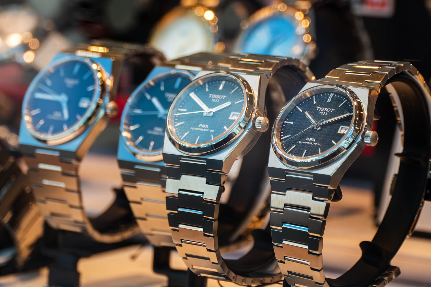 Azərbaycan saat bazarında tələbat premium və fashion seqmentlər üzrə artır