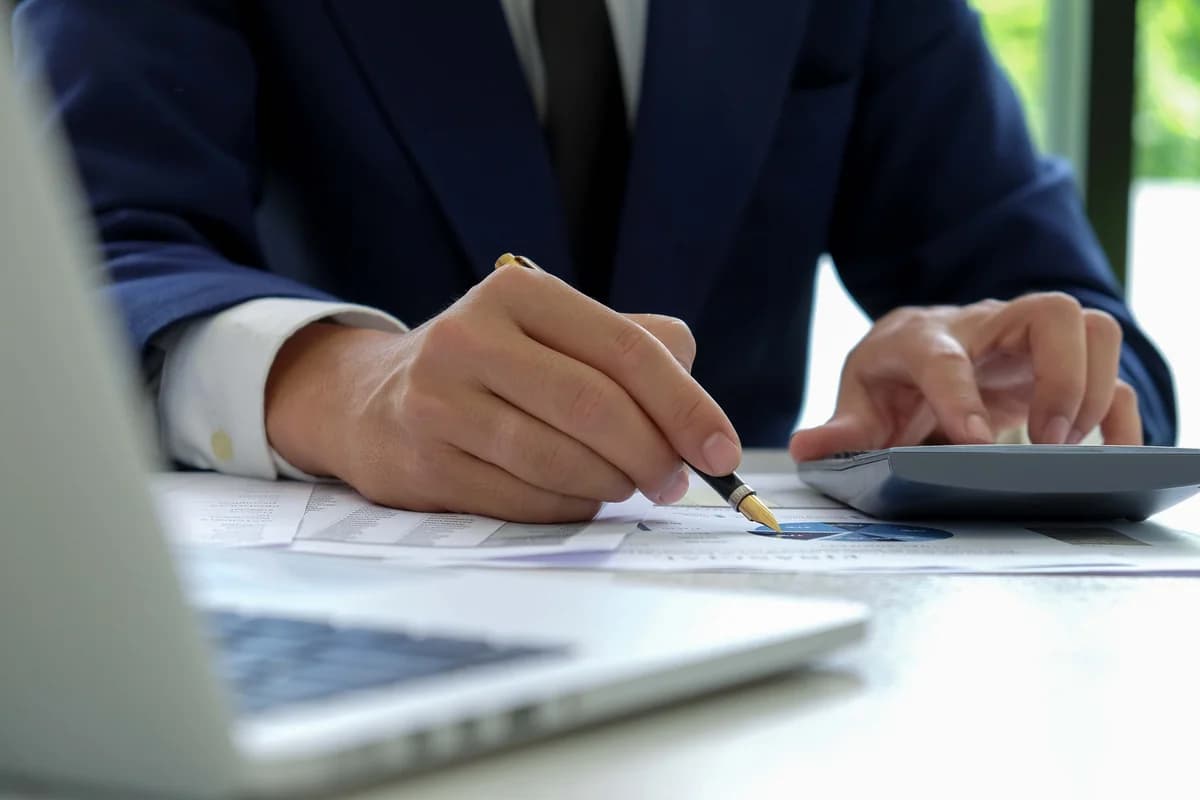 Azərbaycanda investisiya şirkətlərinin xalis mənfəəti 32% azalıb