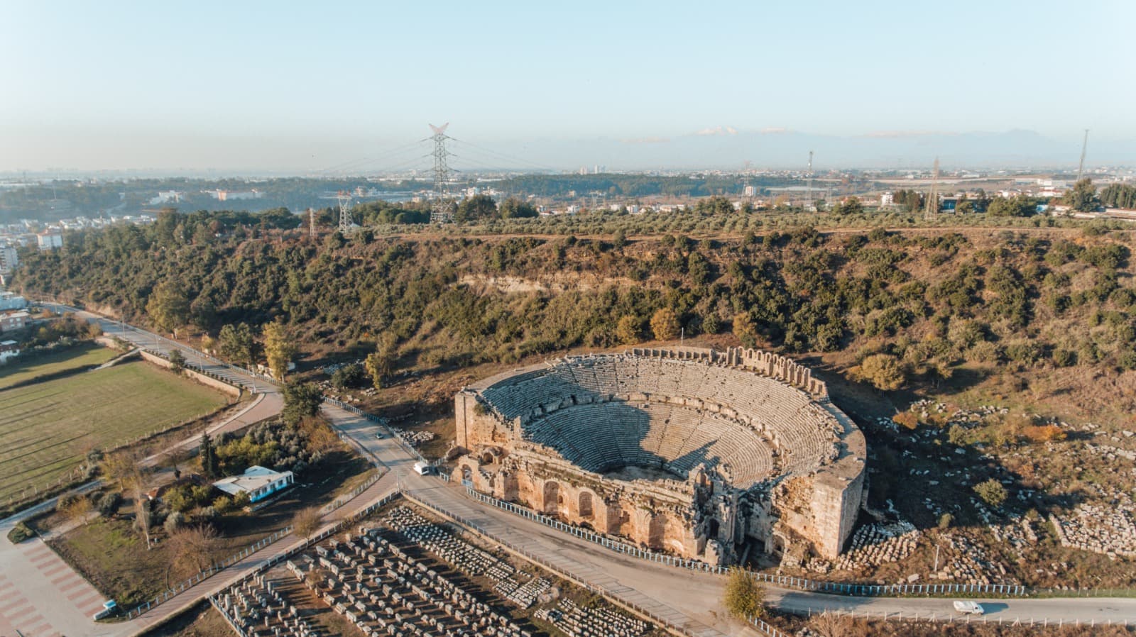 Mədəni irs turizmi bazarı 2033-cü ilə qədər 936 milyard dollara yaxınlaşacaq - Şəkil 3