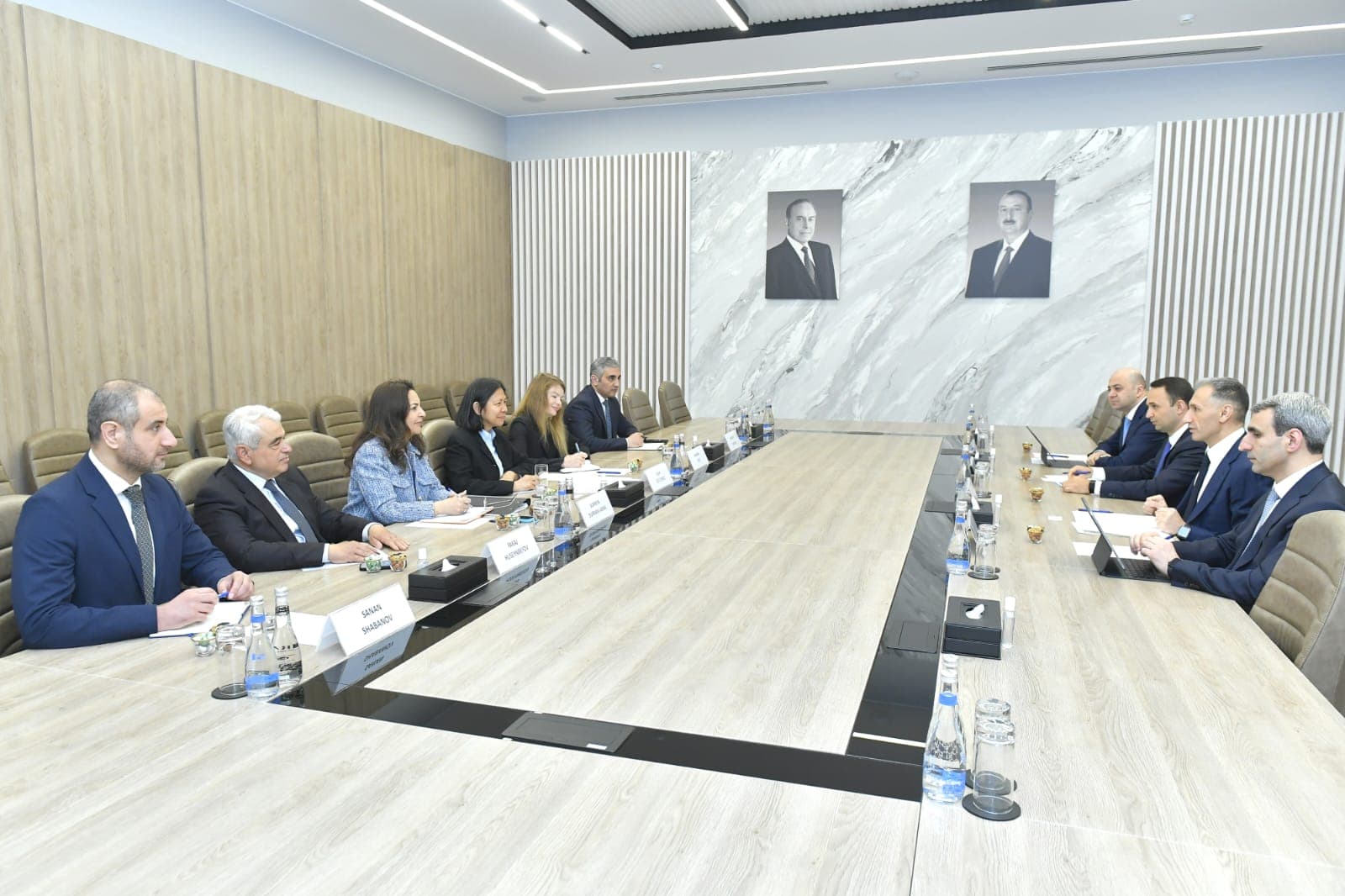 Nazir Rəşad Nəbiyev Asiya İnkişaf Bankının nümayəndə heyəti ilə görüşüb
