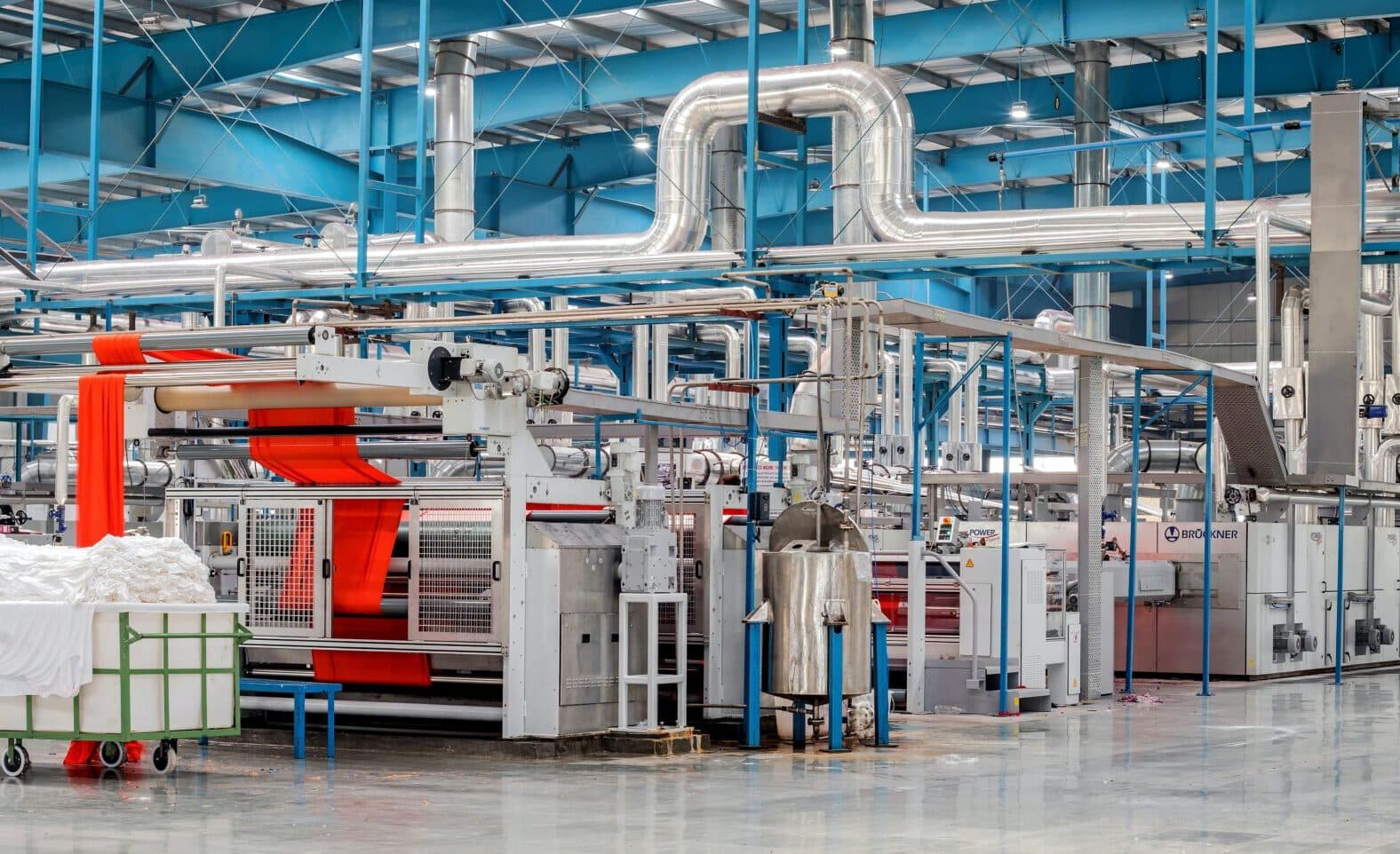 Azərbaycanda sənaye istehsalı 14,8 milyard manata çatıb
