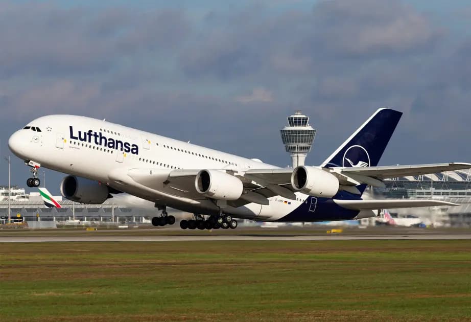 Almaniyada tətil səbəbindən yüzlərlə aviareys ləğv edilib
