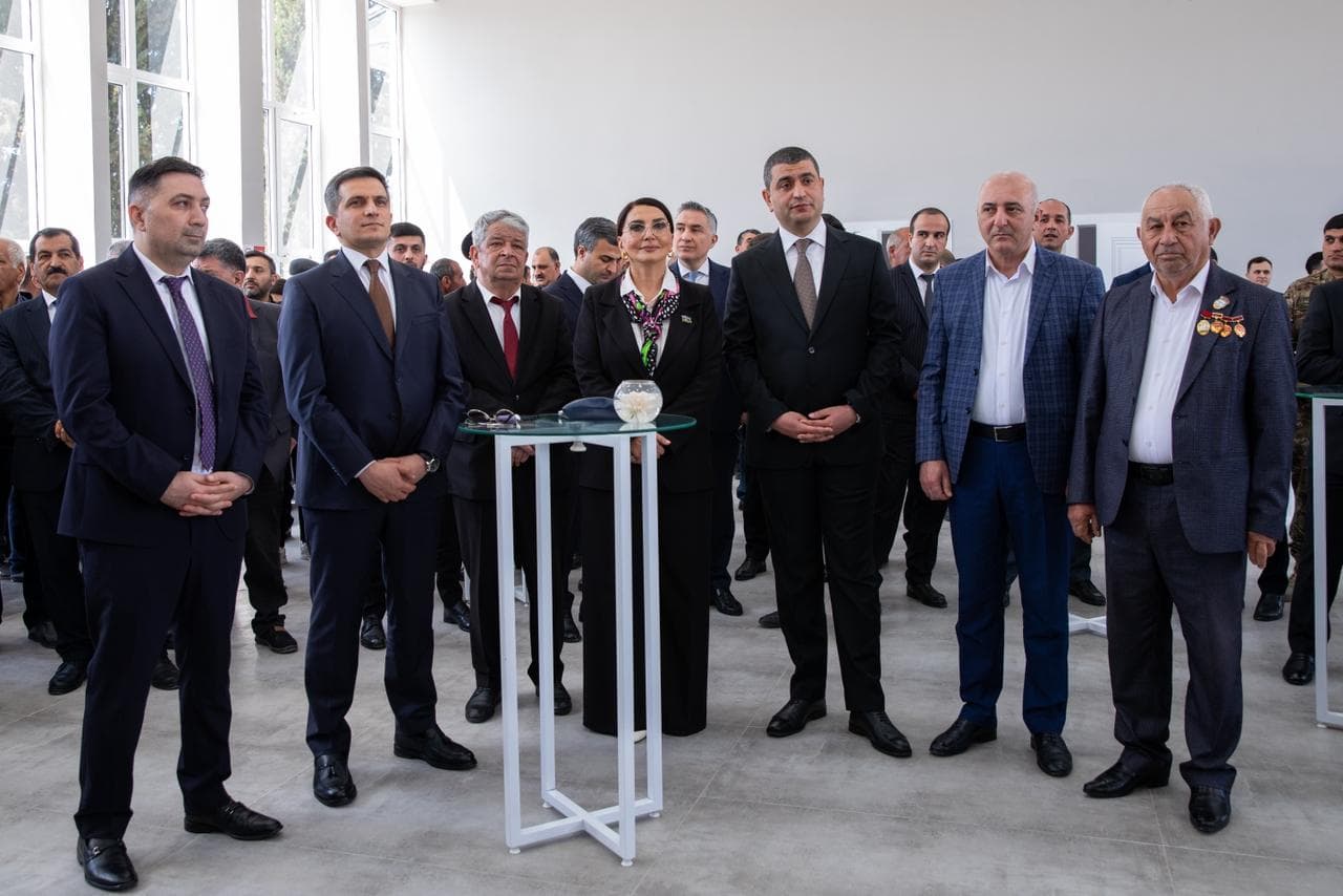 ADY xidmət coğrafiyasını genişləndirməyə davam edir: Kürdəmir stansiyası sərnişinlərin istifadəsinə verilir - Şəkil 14