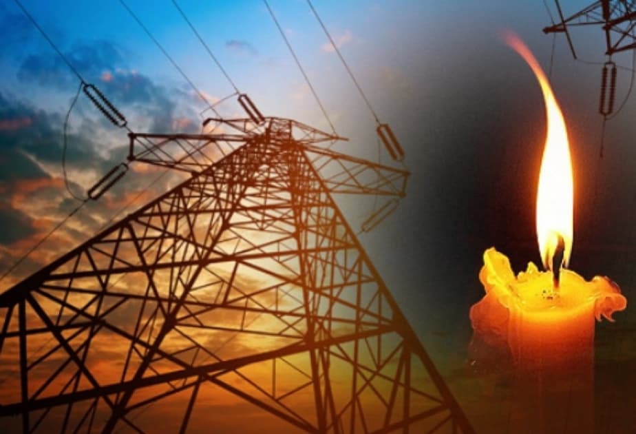Berlində 1300-dən çox ev elektrik enerjisiz qalıb
