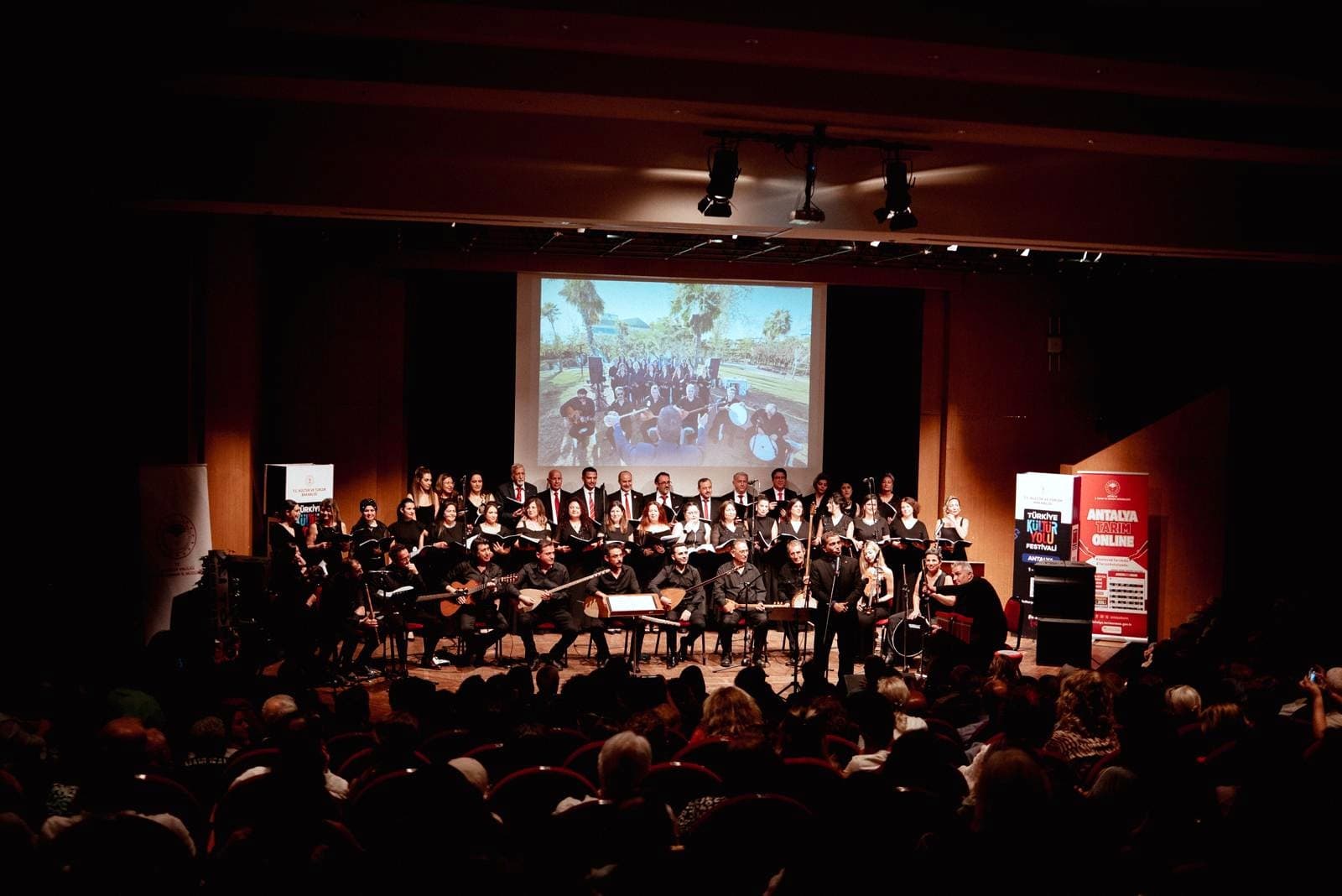 Tükiyədə 234 günlük festival marafonu və 26 şəhərlik proqram iqtisadiyyatı canlandıracaq - Şəkil 8