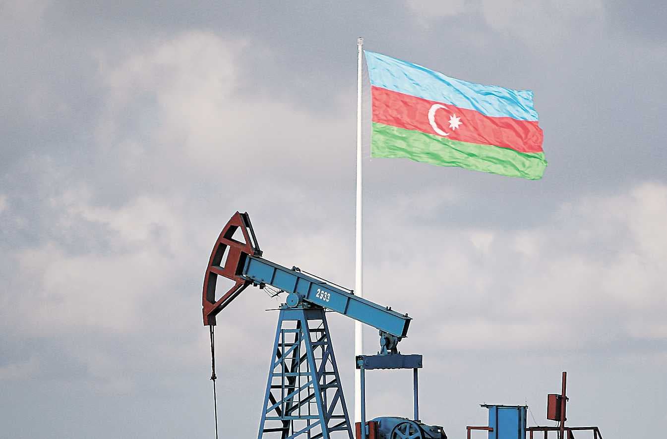 Yaxın Şərqdə gərginlik fonunda neft qiymətləri yenidən artır