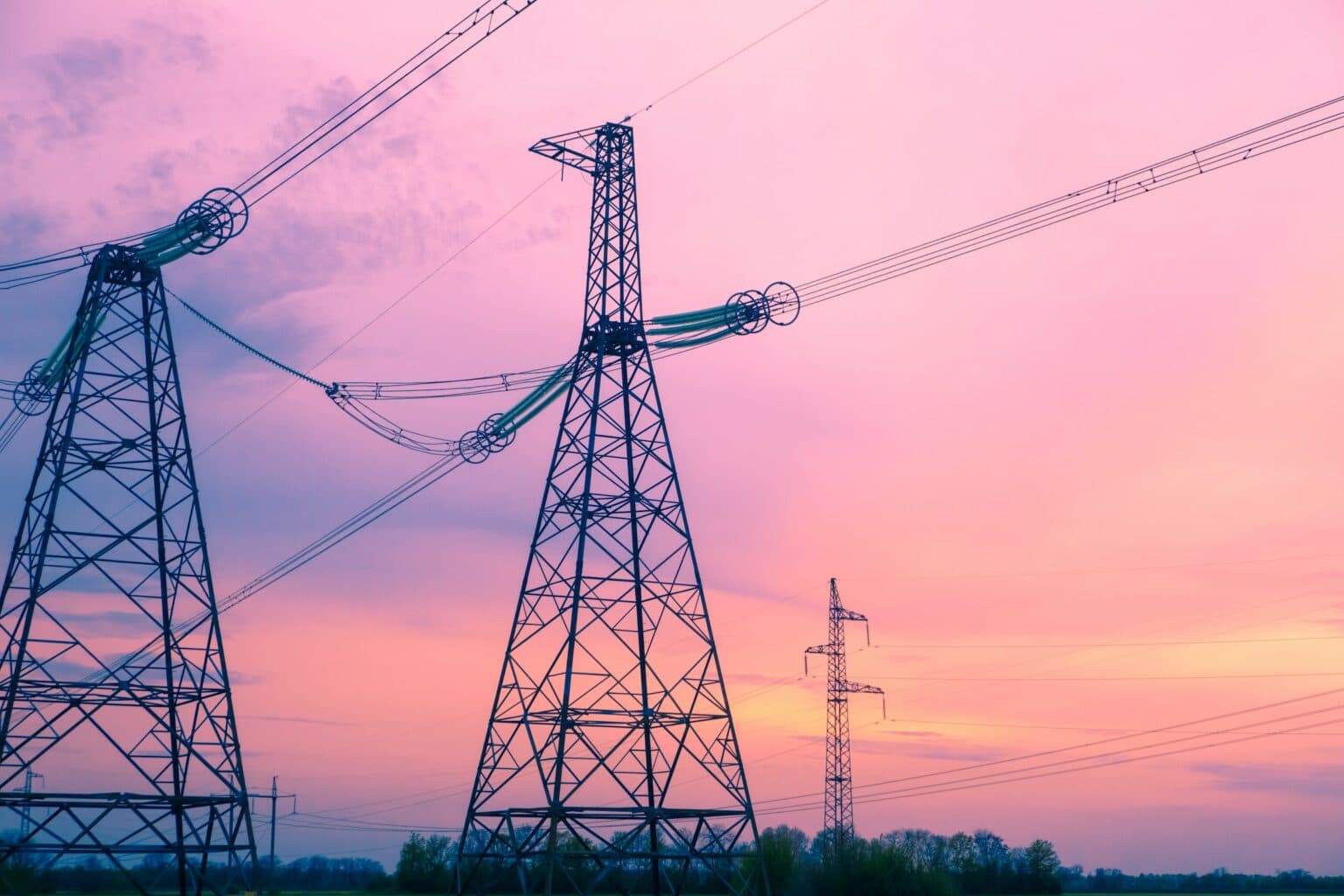 Azərbaycanın Rusiyaya elektrik enerjisi ixracı dəyər ifadəsində artıb, həcm isə azalıb