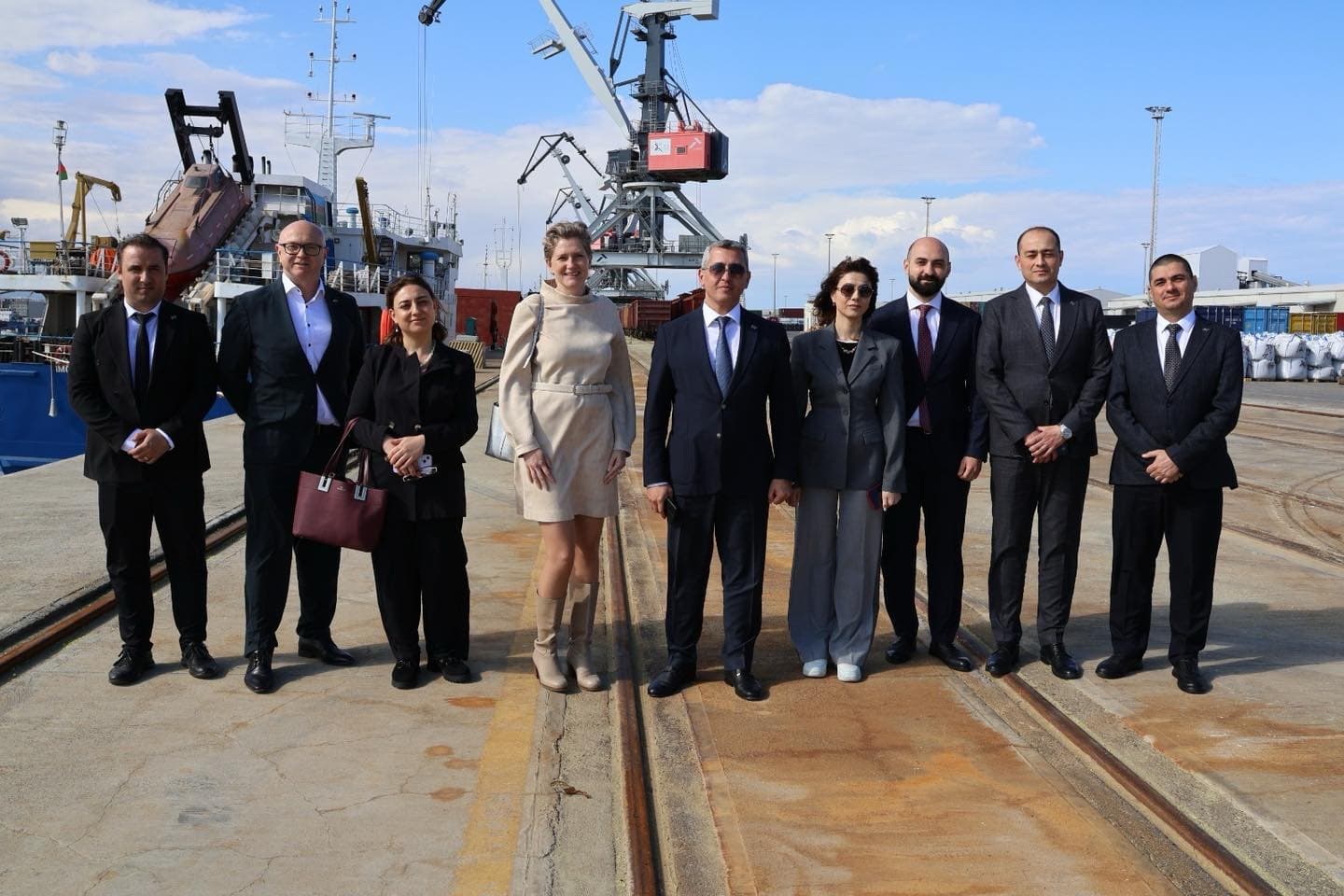 Azərbaycanla Niderland arasında nəqliyyat sahəsində tərəfdaşlıq perspektivləri müzakirə olunub - Şəkil 3