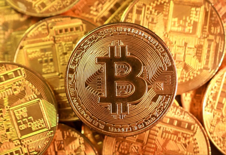 "Bitcoin" ucuzlaşıb