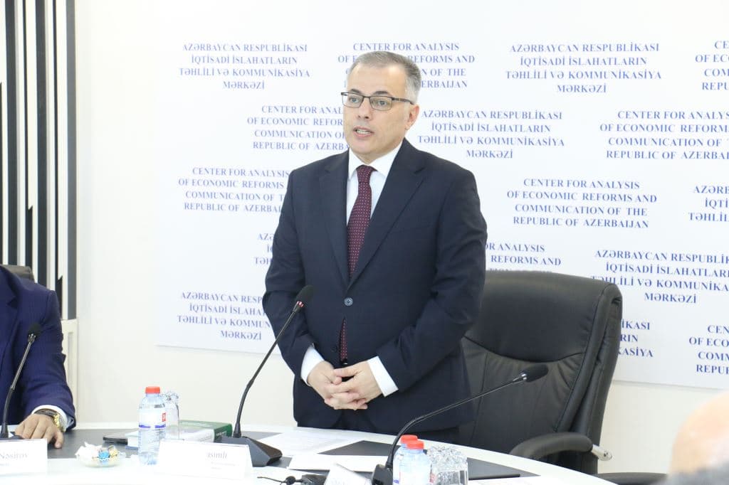 Azərbaycanın enerji siyasəti və perspektivləri yeni kitabda - Şəkil 5