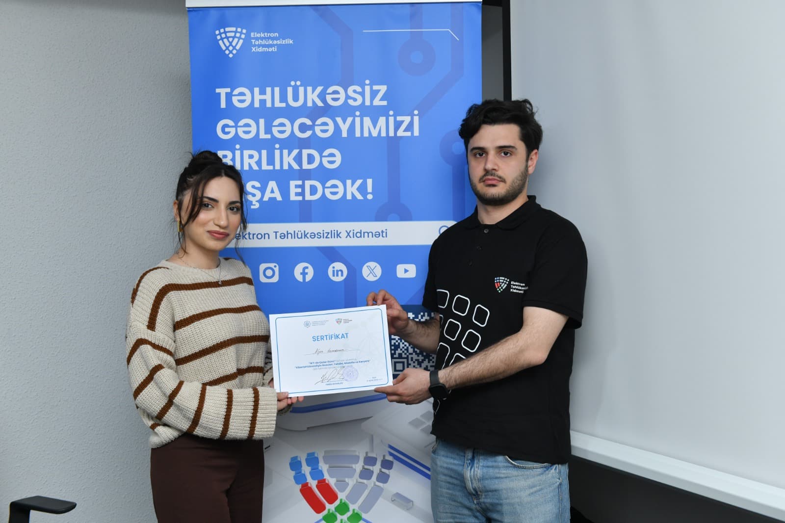 İKT sahəsində qadınların iştirakı mövzusunda tədbir təşkil olunub - Şəkil 2