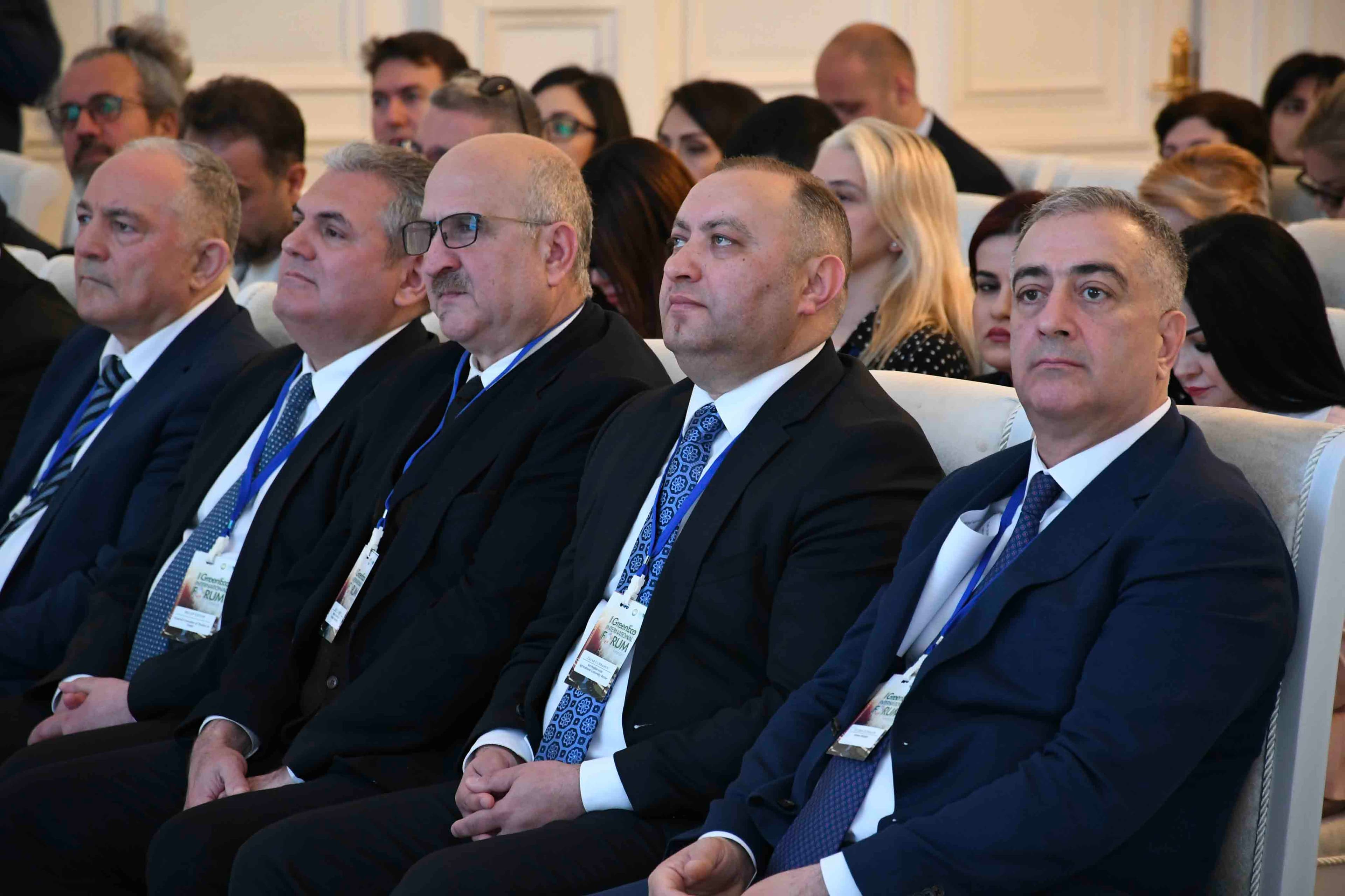 ADAU-da “I Yaşıl İqtisadiyyat” Beynəlxalq Forumu keçirilib - Şəkil 15
